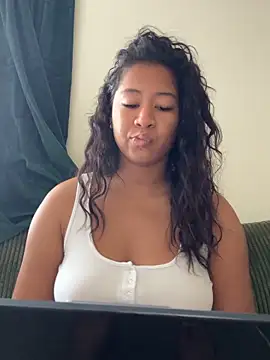 VanessaBling online show from April 1, 3:09 pm