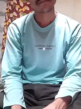 Snapshot of Burhade-- chatting on February 7, 11:41 pm Burhade-- online show from February 7, 11:41 pm