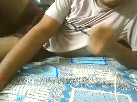 Snapshot of Dusky_Aarav chatting on October 9, 11:52 am Dusky Aarav online show from October 9, 11:52 am