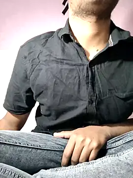 Snapshot of Dusky_Aarav chatting on December 16, 10:59 pm Dusky Aarav online show from December 16, 10:59 pm