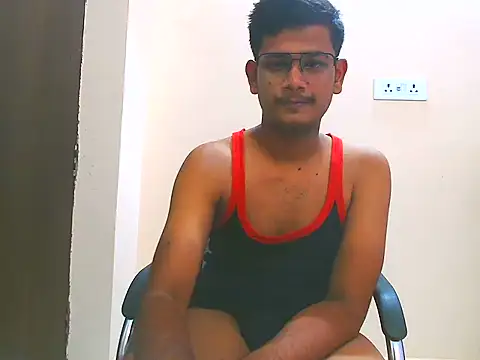 Snapshot of Dusky_Aarav chatting on June 29, 5:24 pm Dusky Aarav online show from June 29, 5:24 pm