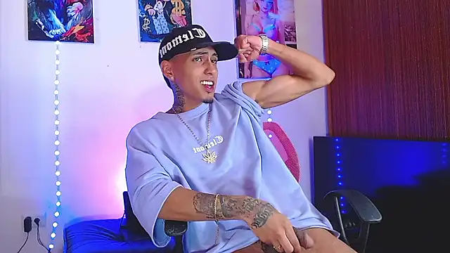 Liam lee online show from January 17, 2:22 pm