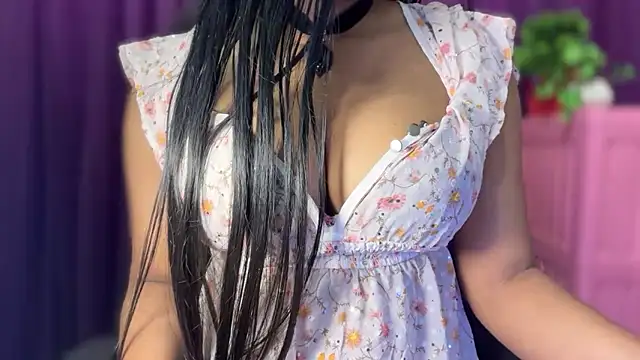 Snapshot of Kashish_11 chatting on December 20, 8:49 pm Kashish 11 online show from December 20, 8:49 pm