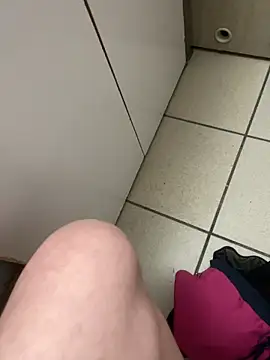 pinnklinkk online show from February 8, 10:02 pm