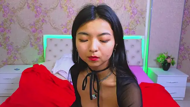 Snapshot of Shy_Kira chatting on January 29, 3:58 pm Shy Kira online show from January 29, 3:58 pm