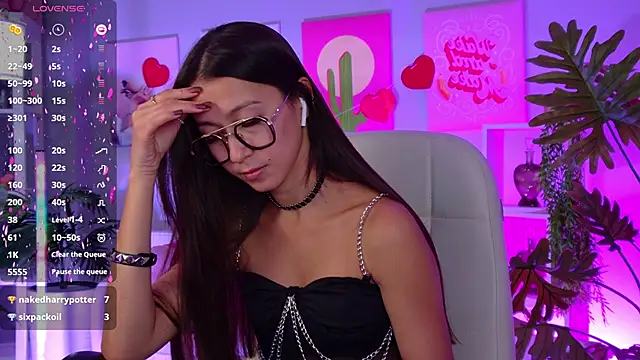 Snapshot of LanaBaker chatting on February 20, 6:26 am LanaBaker online show from February 20, 6:26 am