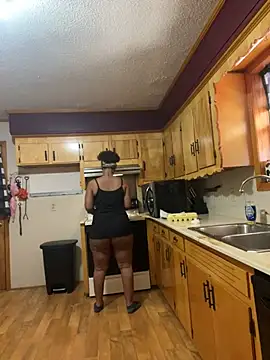 KLoveeee online show from March 12, 5:38 pm