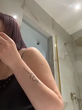 realpurrr online show from April 12, 8:52 am