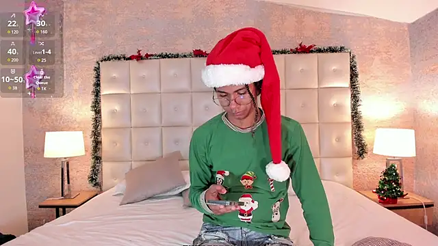 Maxim-Walker online show from December 15, 3:11 am