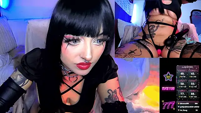 Snapshot of HollyDominic chatting on July 18, 4:27 am HollyDominic online show from July 18, 4:27 am