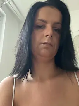 Snapshot of Off__Melonenmandy chatting on July 22, 4:21 pm Off Melonenmandy online show from July 22, 4:21 pm