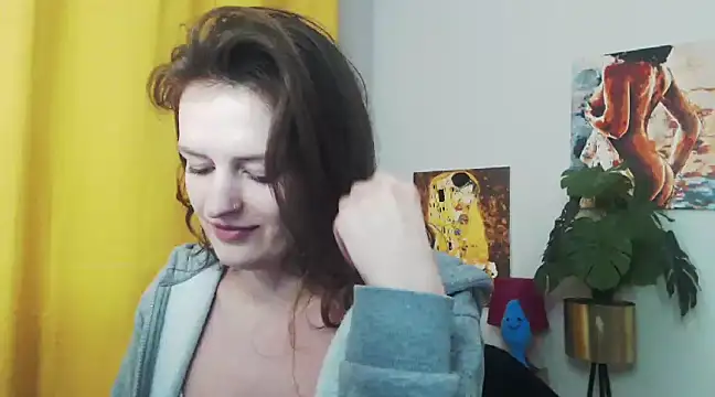 Snapshot of juicyNadine chatting on December 4, 12:36 pm juicyNadine online show from December 4, 12:36 pm