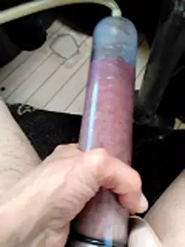 Snapshot of richa22cm chatting on March 20, 1:38 pm richa22cm online show from March 20, 1:38 pm