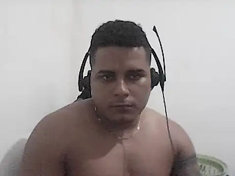 Snapshot of SaucyAffair0 chatting on January 5, 4:59 pm SaucyAffair0 online show from January 5, 4:59 pm