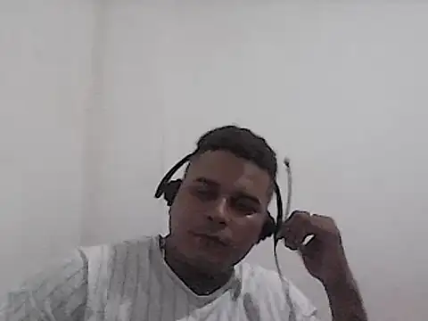 Snapshot of SaucyAffair0 chatting on January 29, 12:43 am SaucyAffair0 online show from January 29, 12:43 am