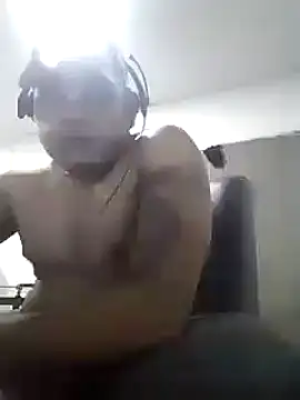 Snapshot of SaucyAffair0 chatting on March 9, 8:40 am SaucyAffair0 online show from March 9, 8:40 am