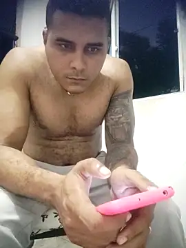 SaucyAffair0 online show from March 12, 11:33 pm