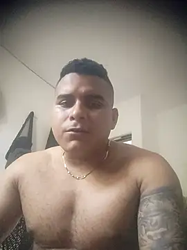 Snapshot of SaucyAffair0 chatting on April 26, 9:45 pm SaucyAffair0 online show from April 26, 9:45 pm
