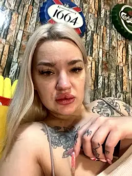 Snapshot of Sextazy chatting on January 15, 12:10 pm Sextazy online show from January 15, 12:10 pm