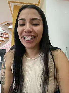 SaritaHot 69 online show from December 28, 4:20 pm