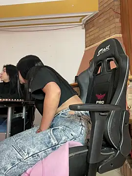 SaritaHot 69 online show from February 19, 3:27 pm