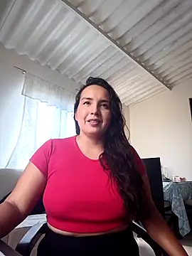 Snapshot of allison-dreams chatting on February 14, 7:33 pm allison-dreams online show from February 14, 7:33 pm