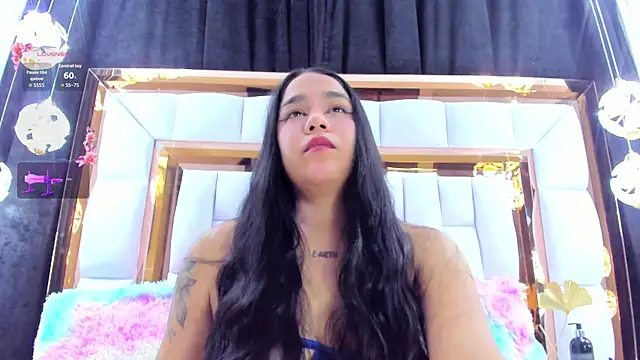 Snapshot of RileySweett chatting on June 11, 12:14 pm RileySweett online show from June 11, 12:14 pm