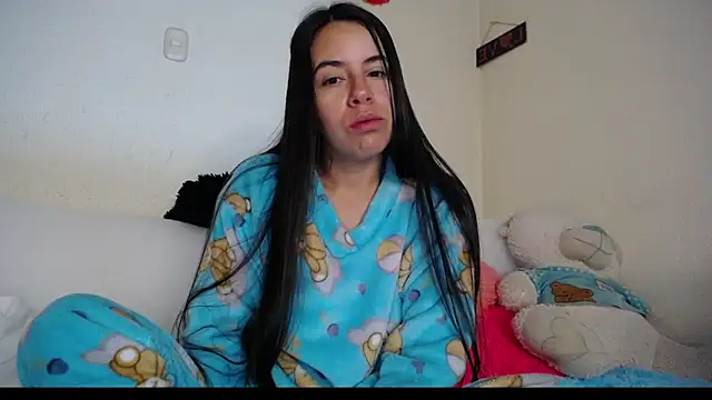 Snapshot of Mariam_Gomezxxx chatting on October 18, 8:37 am Mariam Gomezxxx online show from October 18, 8:37 am