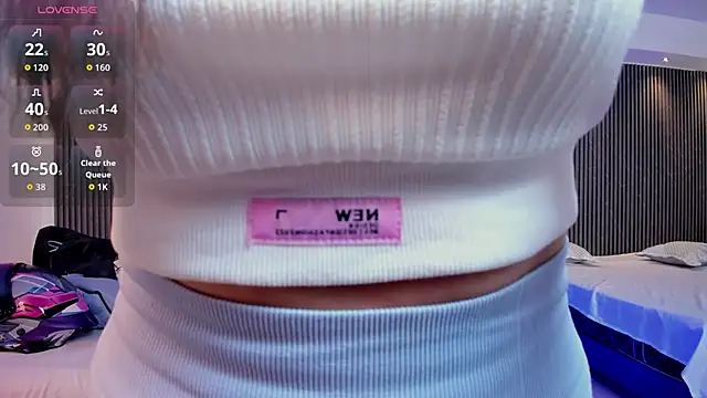 paulina sweett  online show from February 25, 1:10 pm