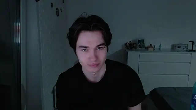 MarkusDean online show from March 20, 5:29 pm