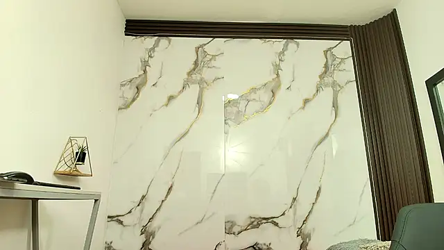 Lindsey8 online show from March 7, 12:13 pm