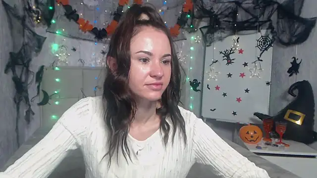 KaraCriegs online show from October 23, 5:23 pm