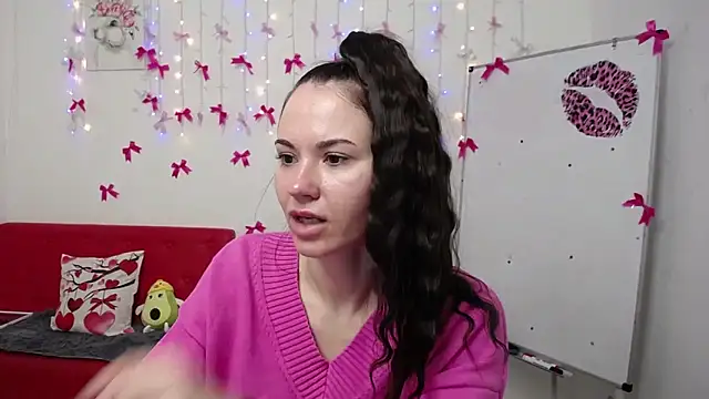 KaraCriegs online show from March 30, 5:36 pm