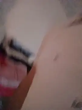 Snapshot of LucianM6 chatting on November 19, 7:41 am LucianM6 online show from November 19, 7:41 am