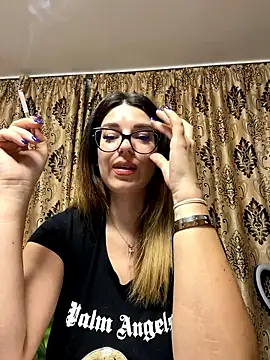 NadiraNoor online show from November 14, 9:46 pm