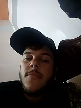 Snapshot of Juniorsexpen chatting on January 14, 1:22 am Juniorsexpen online show from January 14, 1:22 am