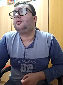 Javier bear online show from March 23, 2:21 pm