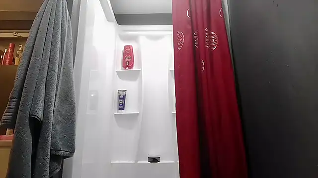 Glitt3rqueen341 online show from October 2, 10:44 am