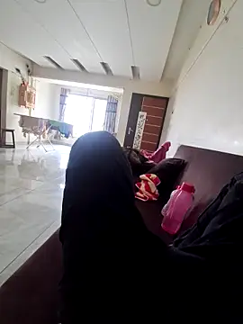 Snapshot of sexyboy1011 chatting on October 19, 8:04 am sexyboy1011 online show from October 19, 8:04 am