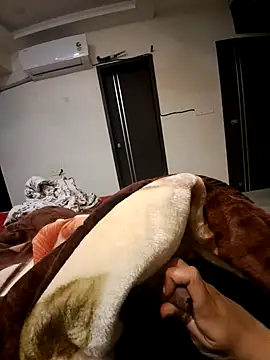 Snapshot of sexyboy1011 chatting on November 27, 12:56 am sexyboy1011 online show from November 27, 12:56 am