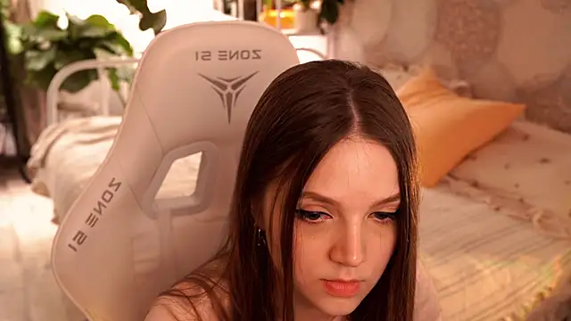 linessssa online show from March 17, 4:43 pm