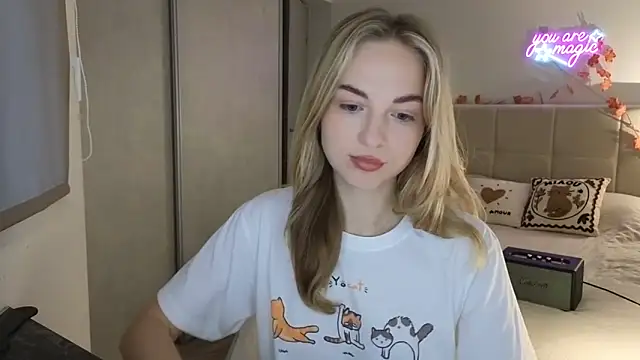 Snapshot of Miss_Aliannaa chatting on April 22, 9:33 am Miss Aliannaa online show from April 22, 9:33 am