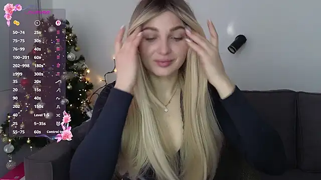 Snapshot of Yoda21 chatting on February 1, 10:58 am Yoda21 online show from February 1, 10:58 am