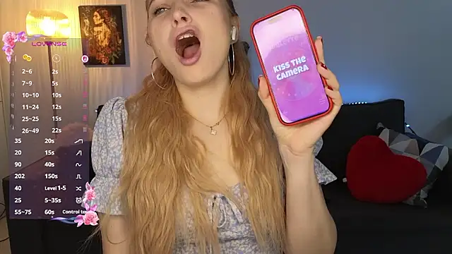 Snapshot of Yoda21 chatting on February 25, 11:31 am Yoda21 online show from February 25, 11:31 am