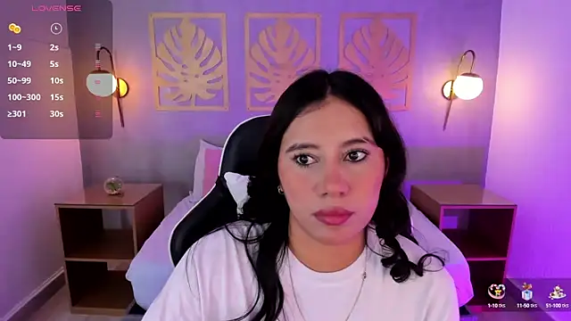 Snapshot of majo_rosse_ chatting on September 18, 7:27 pm majo rosse  online show from September 18, 7:27 pm