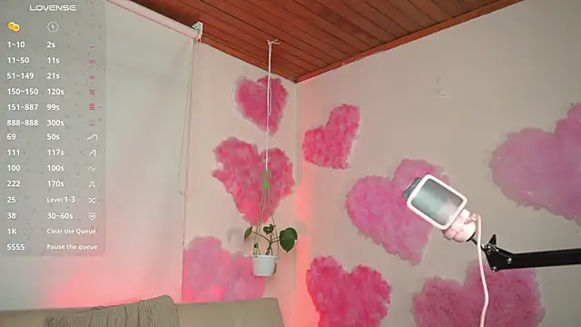 roselinedior online show from March 6, 4:38 pm