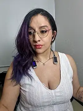 andreafetishx online show from November 3, 8:54 pm