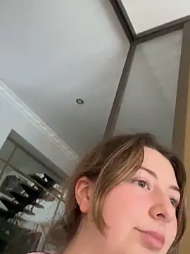 curvyflawless online show from November 16, 10:43 am