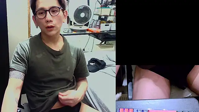 UndreamtM online show from March 6, 2:35 pm