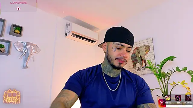 JordanSmiith  online show from July 6, 8:44 pm